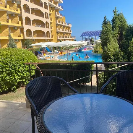 Midia Grand Resort, Terrassen Paradies